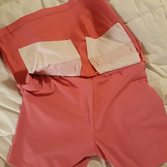 Ralph Lauren Golf Skirt 4 (6) - Picture 6 of 9